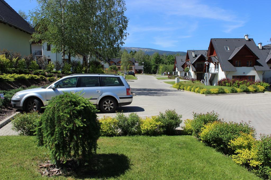 "Rodzinny Apartament Pod Sniezka" Na Osiedlu "Apartamenty Pod Sniezka" Karpacz Exterior photo